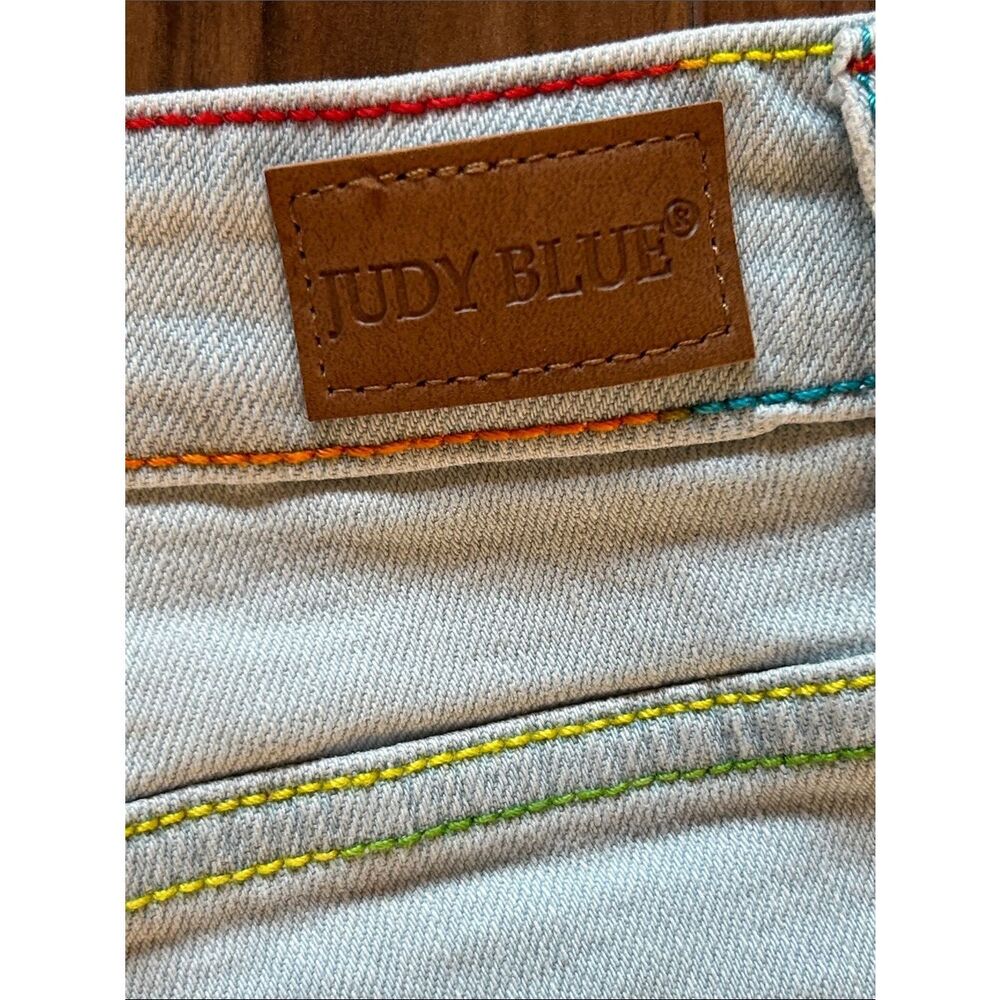 Judy Blue Light Wash Jean Shorts with Rainbow Topstitch - Picture 4 of 6